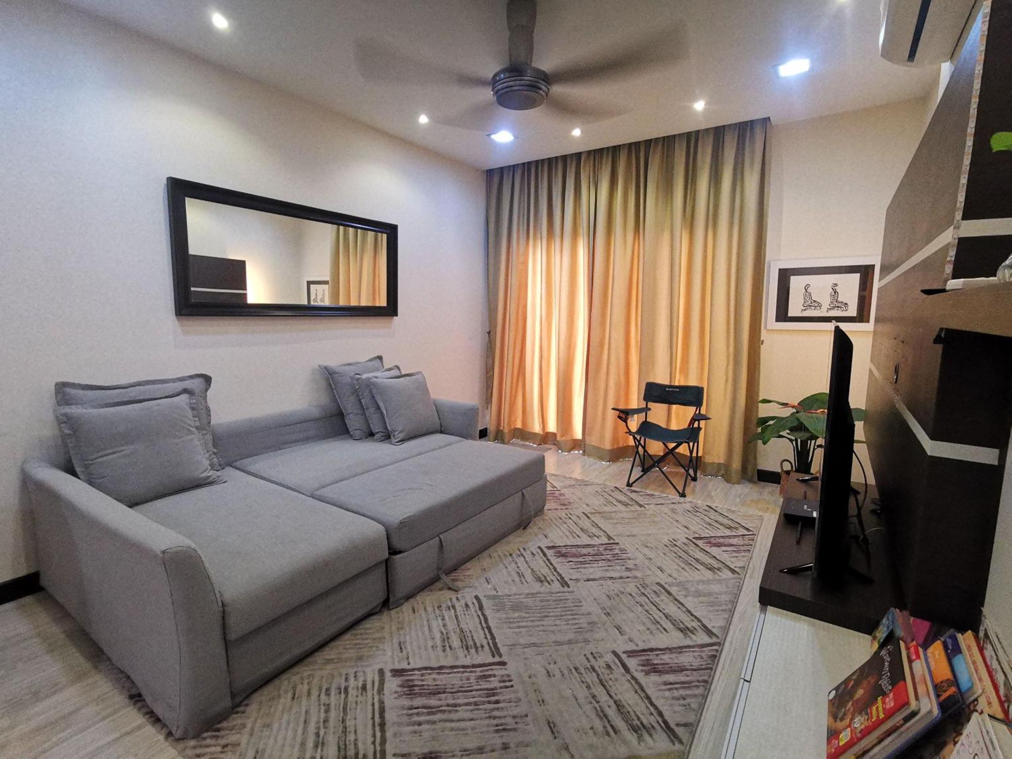 Enarahomes Shah Alam Bagian luar foto